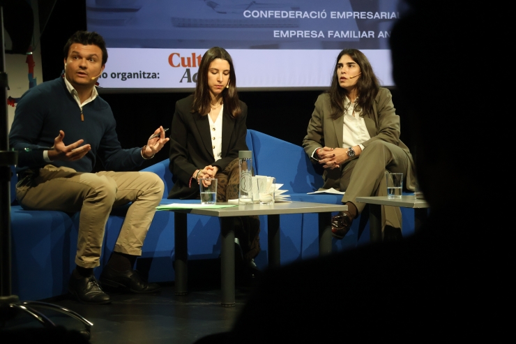 Un moment de la xerrada 'El català al món dels negocis'.