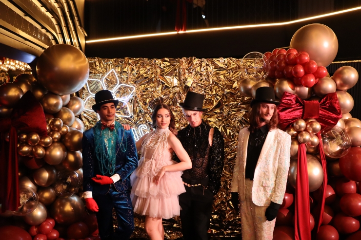 Convidats durant la festa d'aniversari d'Unnic.