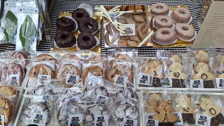 Els productes d'una de les parades de la mostra, la pastisseria Youcakes by Estopiñán.