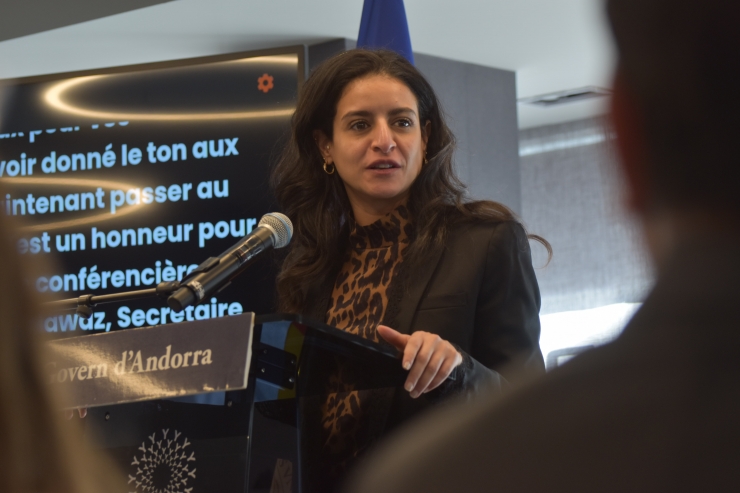 La secretària general de l'ONU Turisme, Sheikha Al Nuwais.