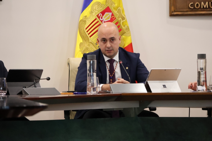 El cònsol menor del comú d'Encamp, Xavier Fernàndez, en sessió de consell de comú.