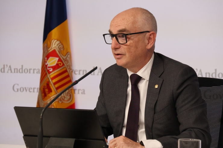 El ministre de Finances, Ramon Lladós, durant la roda de premsa.