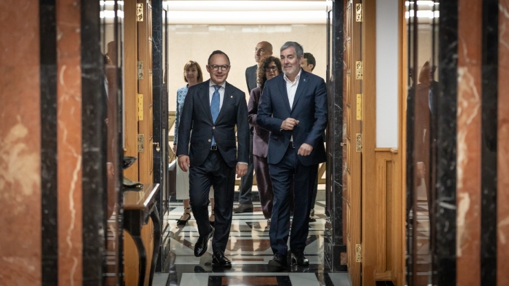 El cap de Govern, Xavier Espot, i el president de les Canàries, Fernando Clavijo.