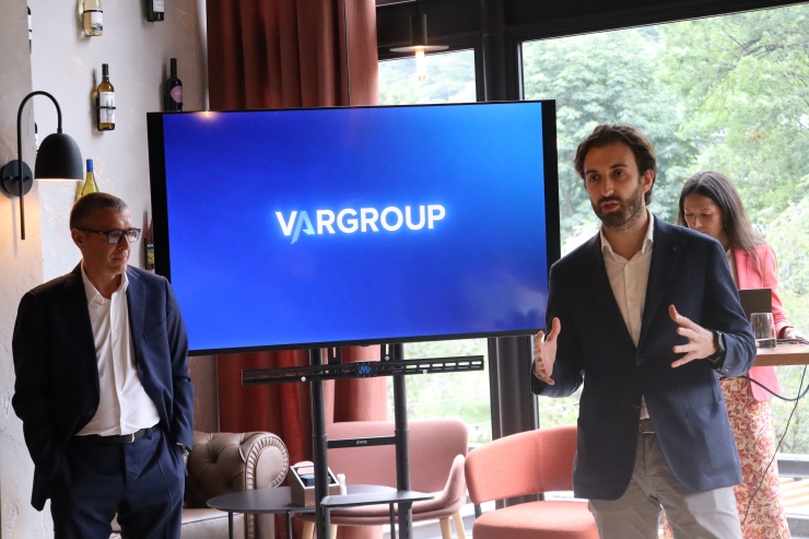 Andreu Tomàs, country manager de Var Group Andorra, durant l'acte.