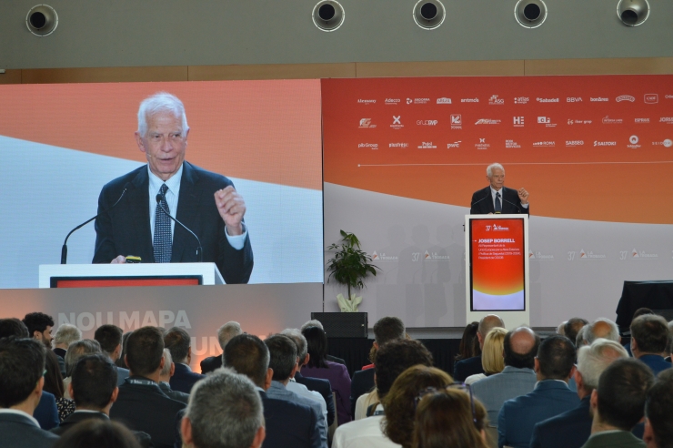 L'ex-alt representant de la Unió Europea per a Afers Exteriors i Política de Seguretat i president del Cidob, Josep Borrell, durant la seva intervenció.