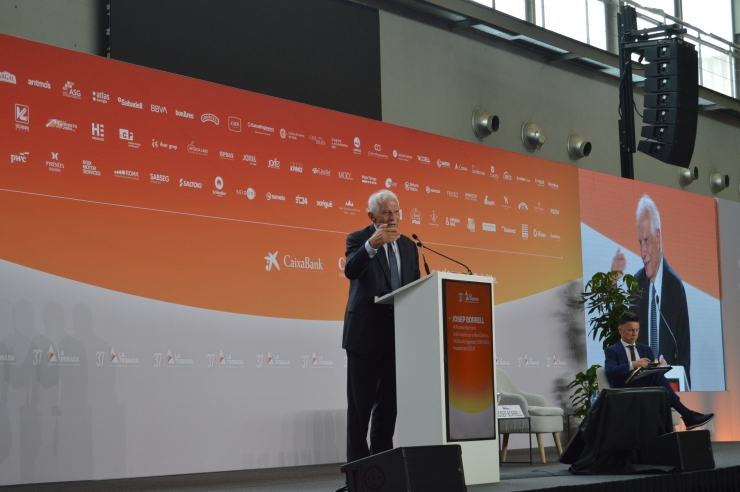 L'ex-alt representant de la Unió Europea per a Afers Exteriors i   Política de Seguretat i president del Cidob, Josep Borrell, durant la   seva intervenció.
 