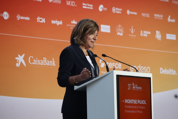 Presidenta de la Trobada Empresarial al Pirineu, Montse Pujol, durant la cloenda.
