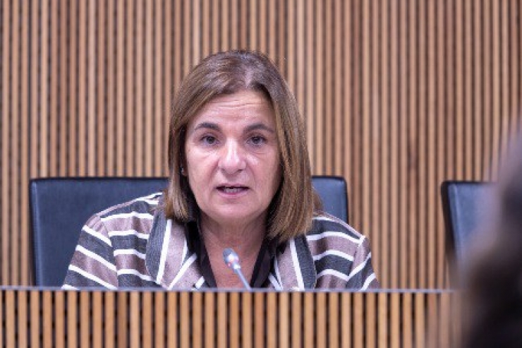 La ninistra d'Afers Socials, Trini Marín.