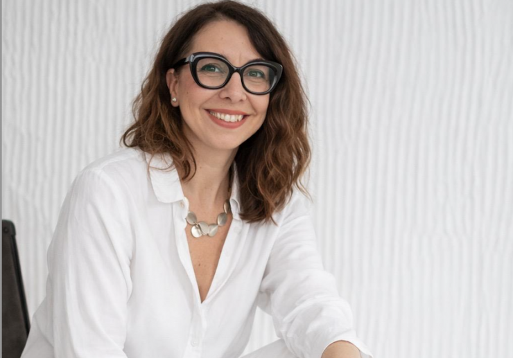 La creadora d'ordre holístic i organitzadora professional d'espais certificada, Gemma Cañas.