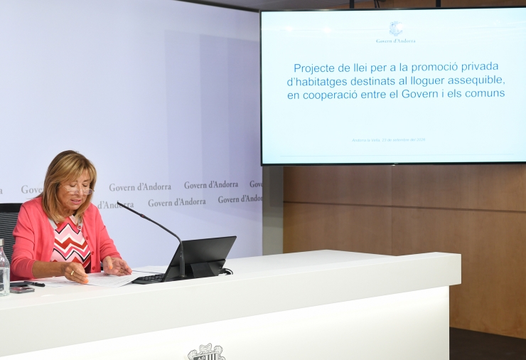 La ministra de Presidència, Economia, Treball i Habitatge, Conxita Marsol, durant la roda de premsa posterior al consell de ministres.