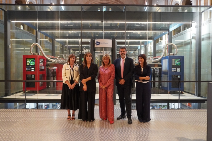 Durant la visita de la delegació andorrana en el Barcelona Supercomputing Center (BSC).