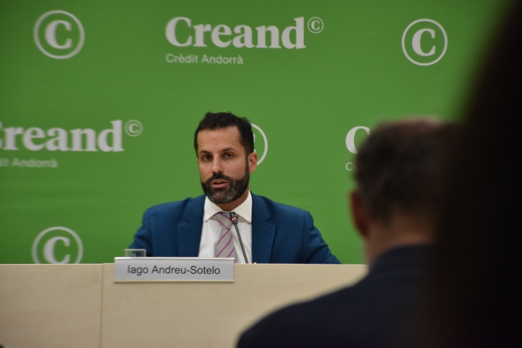 El director de la CEA, Iago Andreu-Sotelo, durant la roda de premsa.