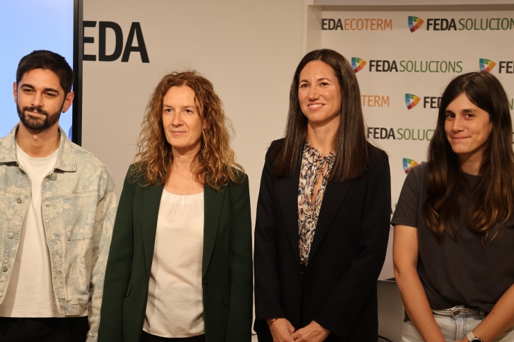La directora general de FEDA, Sílvia Calvó, i la directora de Sostenibilitat, Comunicació i Relació amb el Client de FEDA, Nerea Moreno, durant la presentació.